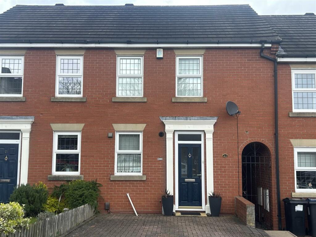 2 bedroom terraced house for sale in Duke Street, Sutton Coldfield, B72