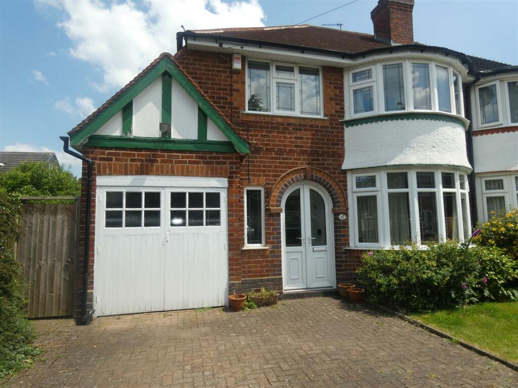 3 bedroom house for sale in Chestnut Drive, Erdington, Birmingham, B24