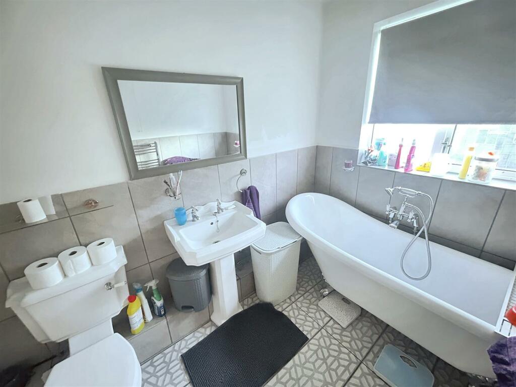 Additional property image - Ivy Road, Sutton Coldfield