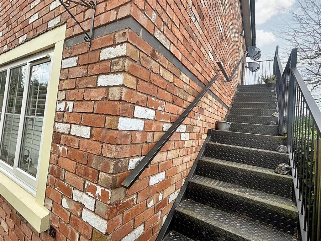 Additional property image - While Road, Sutton Coldfield, Birmingham