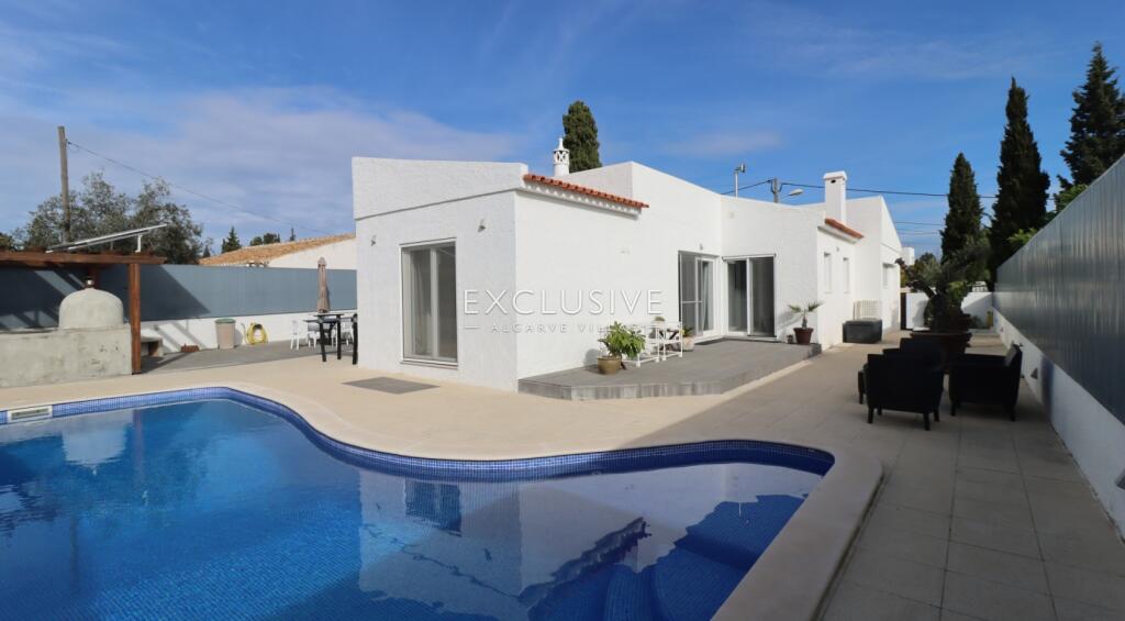 Villa for sale in Algarve, Carvoeiro