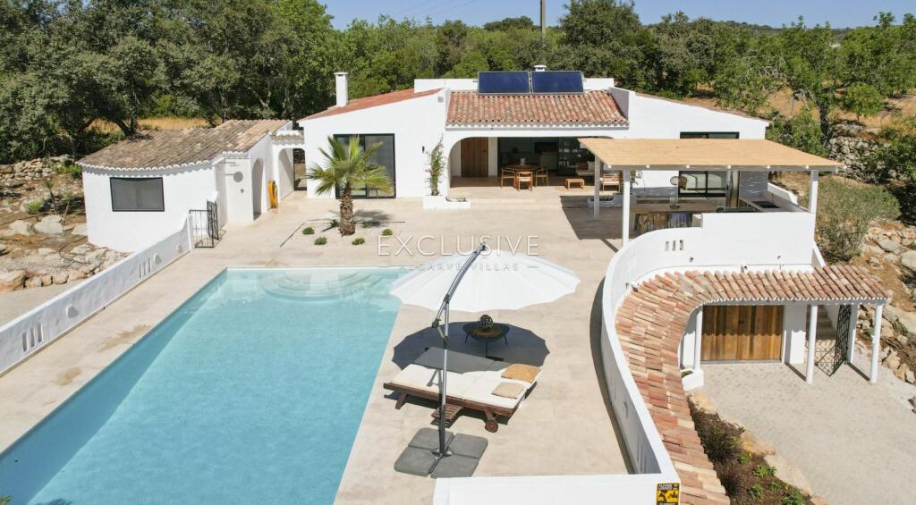 Main image of property: Algarve, Santa Bárbara de Nexe