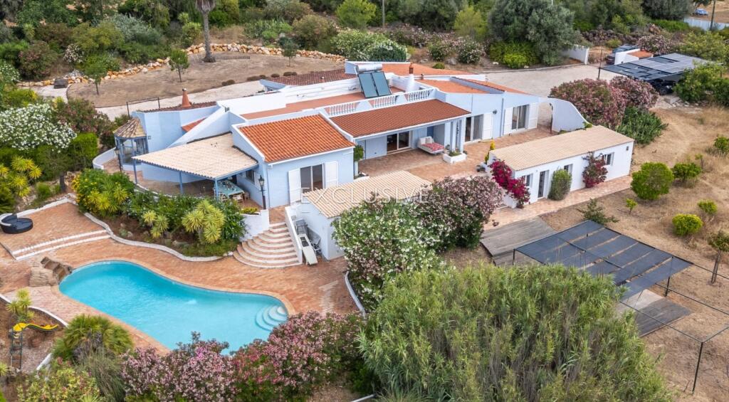 Main image of property: Algarve, Praia da Luz