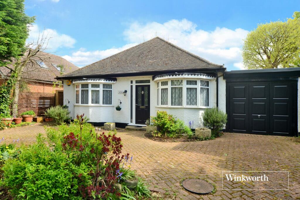 3 bedroom bungalow for sale in London Road, Cheam, Sutton, SM3