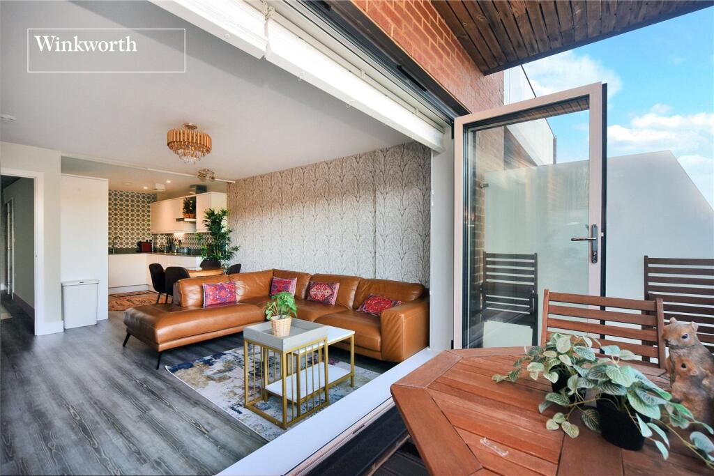 Main image of property: Cheam Road, Epsom, Surrey, KT17