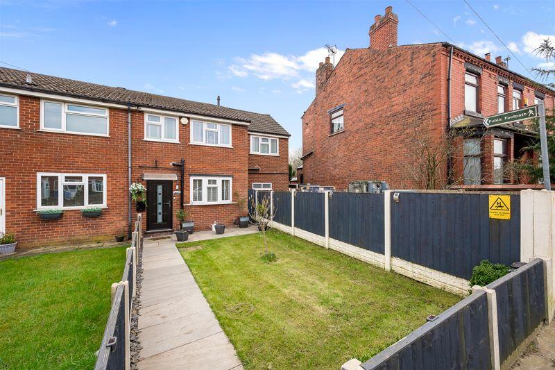 4 bedroom mews property for sale in Lily Lane, Bamfurlong, Wigan, WN2