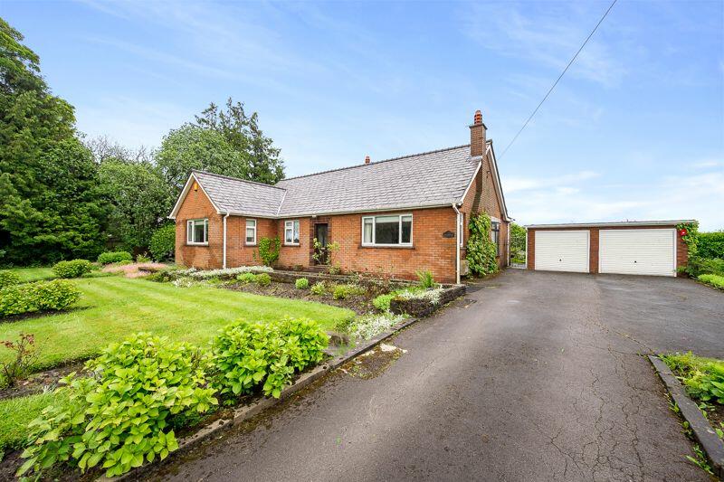 3 bedroom detached bungalow for sale in Back Lane, Appley Bridge, Wigan