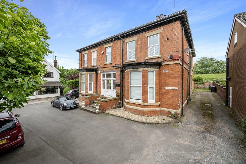 2 bedroom apartment for sale in Elmfield Road, Wigan, WN1