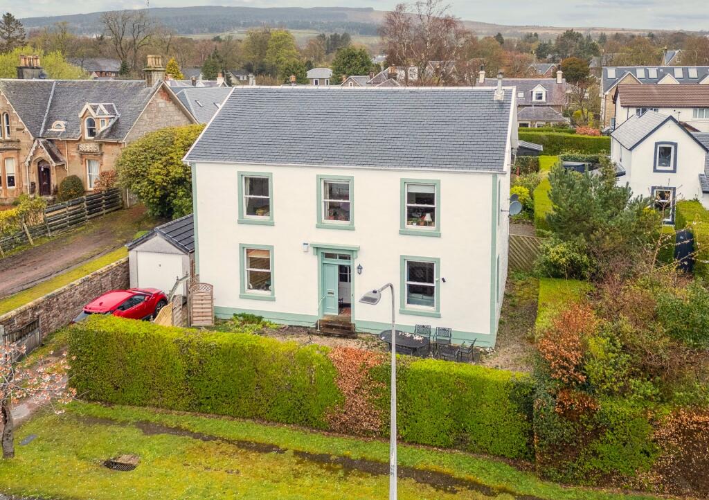 3 bedroom apartment for sale in West Princes Street, Helensburgh
