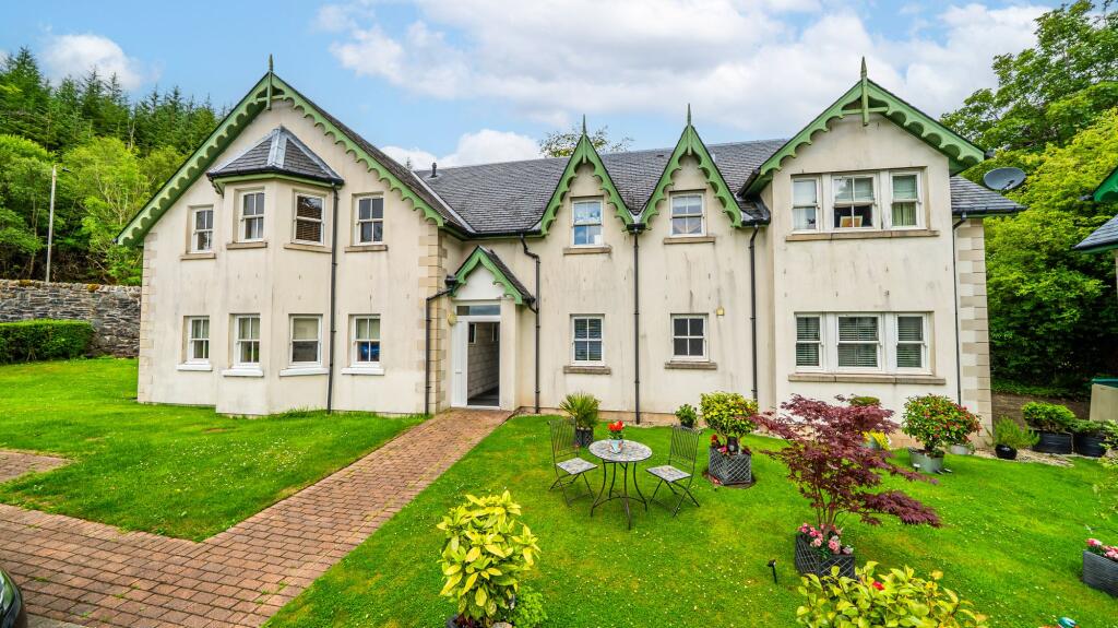 Main image of property: Flat 1 Dalandhui West, Garelochhead, G84 0BE