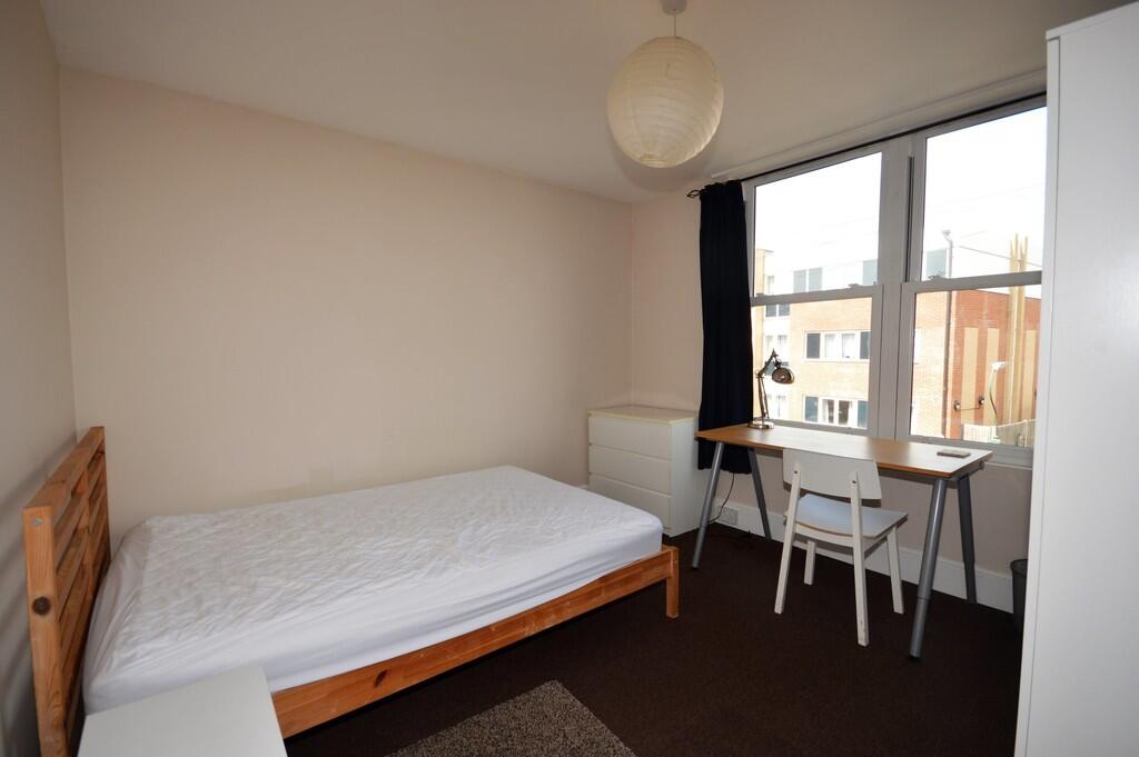 Additional property image - Alma Road, Winton, Bournemouth