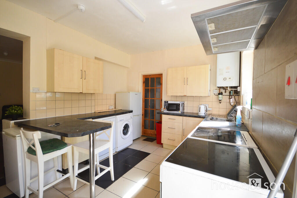 Additional property image - Moorfield Grove, Moordown