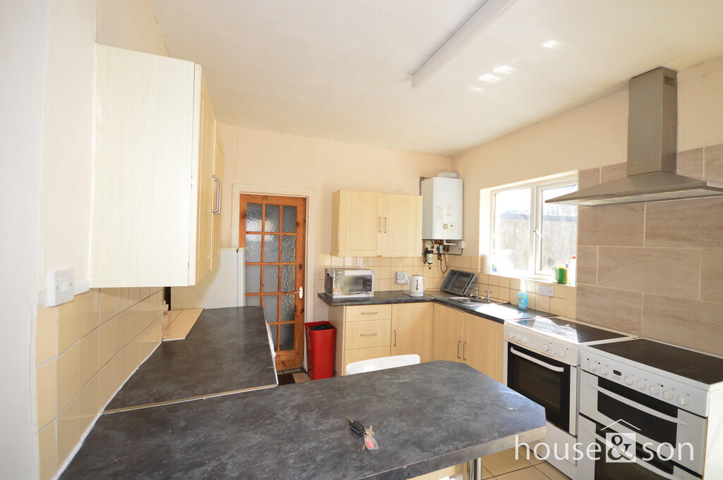 Additional property image - Moorfield Grove, Moordown