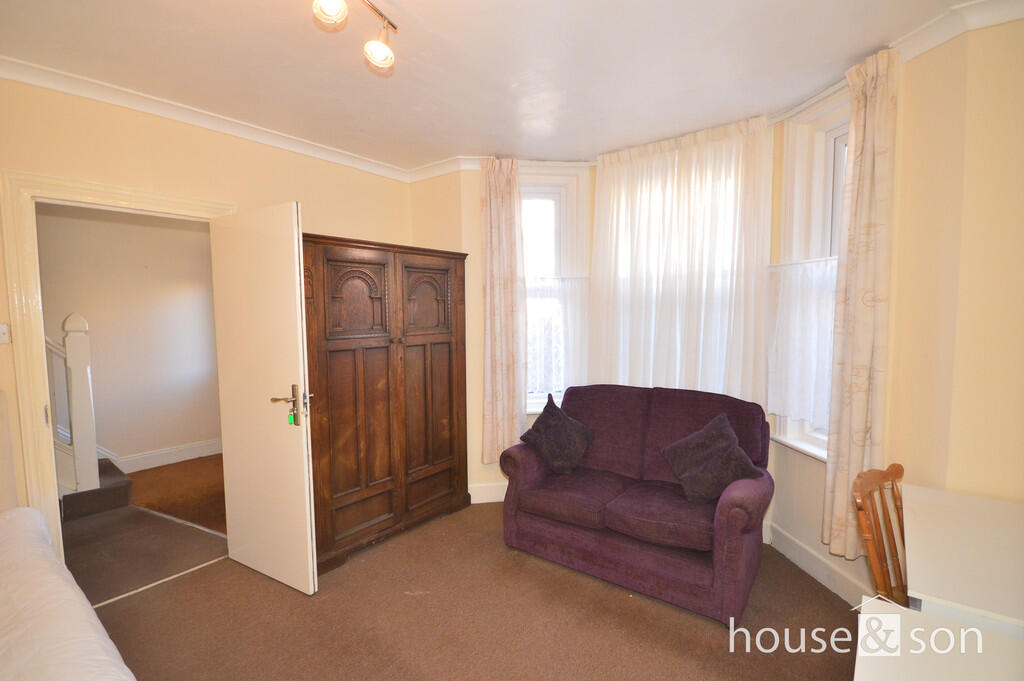 Additional property image - Moorfield Grove, Moordown
