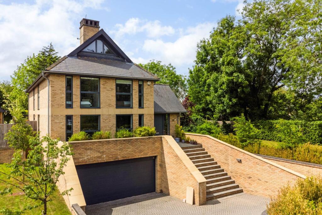 Main image of property: Cotswold Road, Oxford