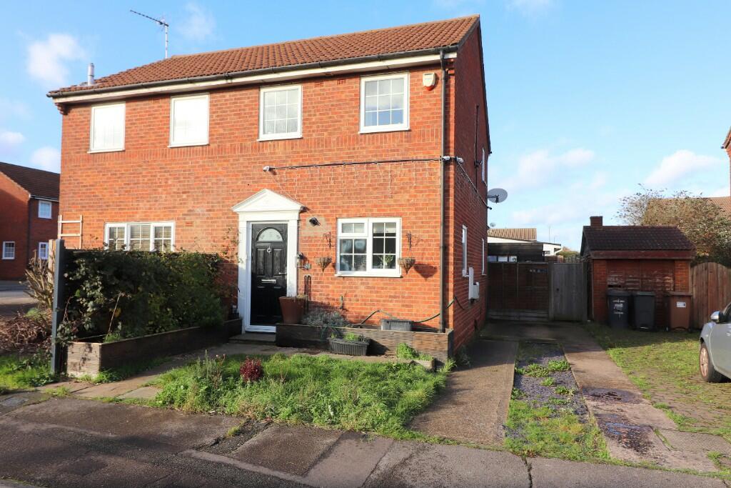 Main image of property: Barnston Close, Wigmore, Luton, LU2 9RZ