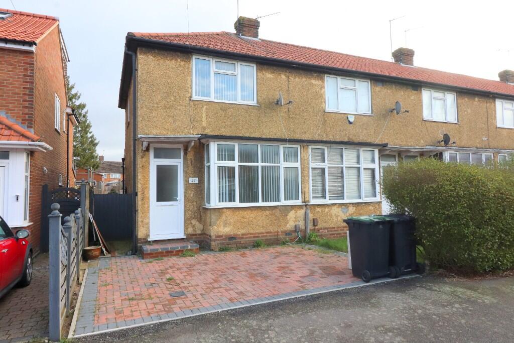 Main image of property: Peartree Road, Putteridge, Luton, LU2 8AZ