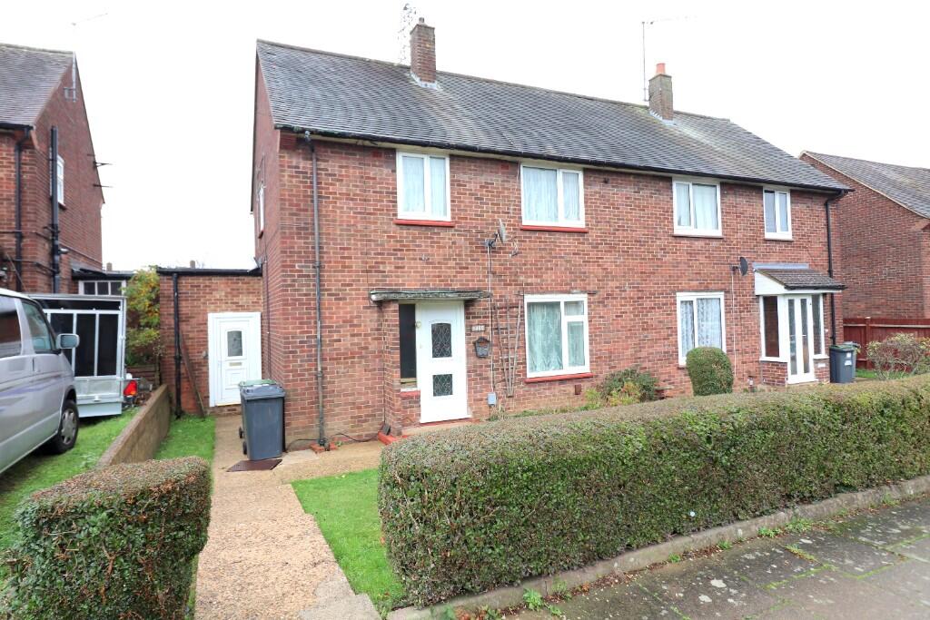 Main image of property: The Grove, Farley Hill, Luton, LU1 5PE