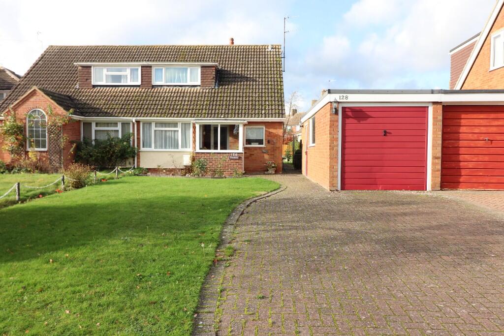 Main image of property: Manor Road, Barton Le Clay, Bedfordshire, MK45 4NU