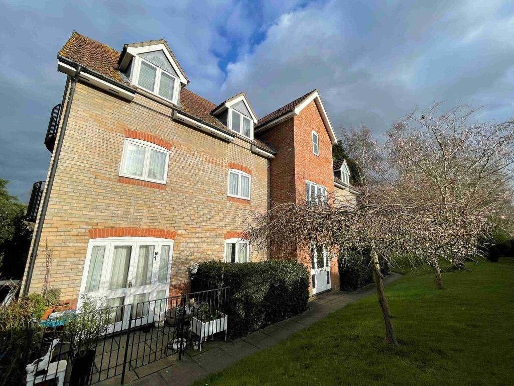2 bedroom apartment for rent in Gipping Place, Bury Road, Stowmarket