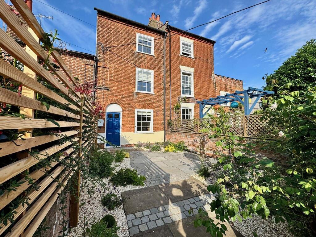 Main image of property: Brook Street, Woodbridge, Suffolk, IP12
