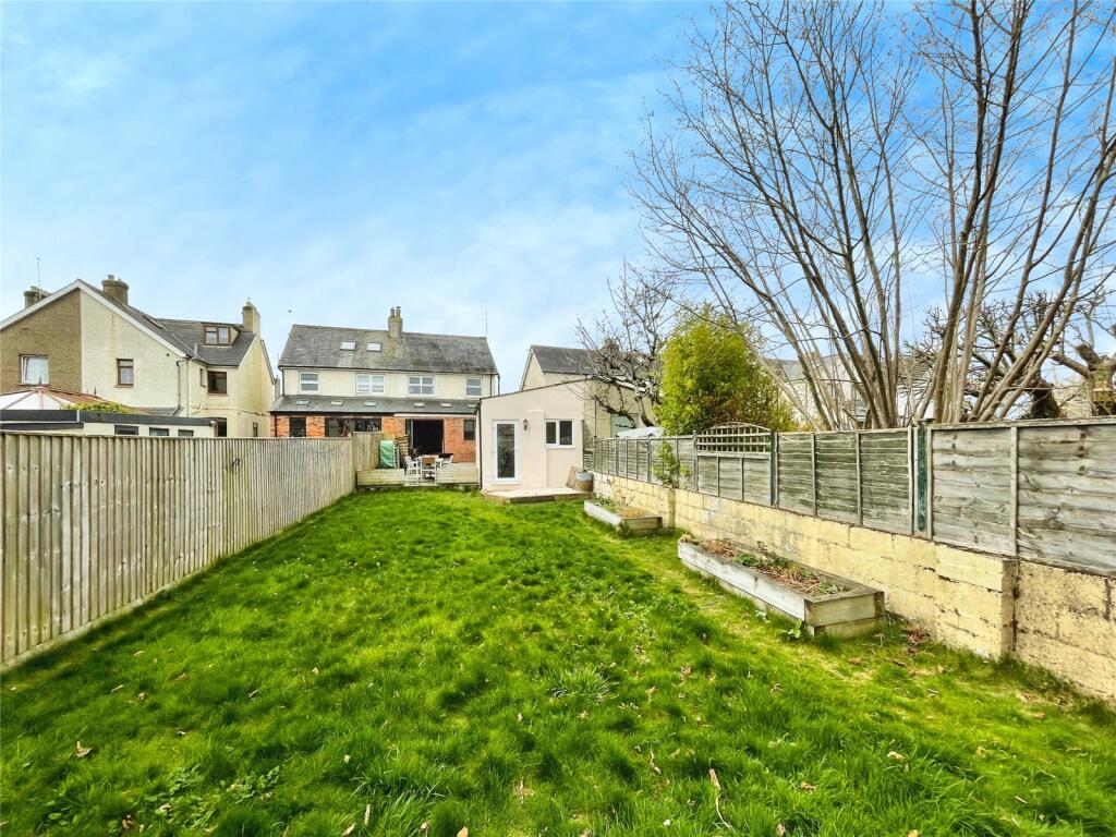Main image of property: Siddington Road, Cirencester, Gloucestershire, GL7
