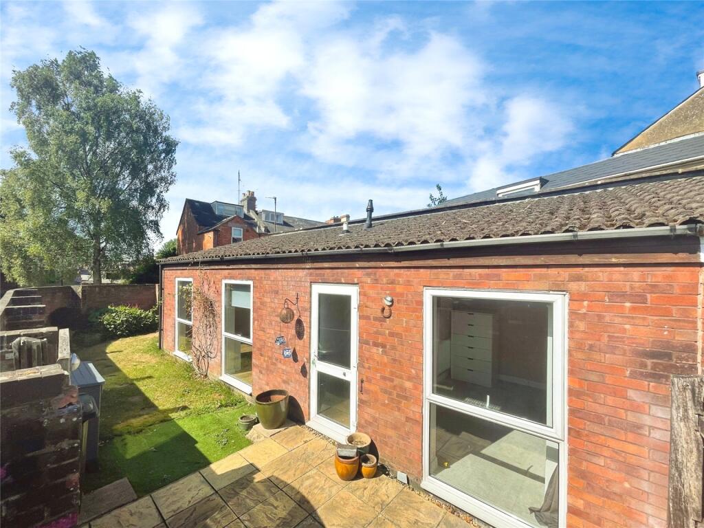 Main image of property: Southgate Mews, Cirencester, Gloucestershire, GL7