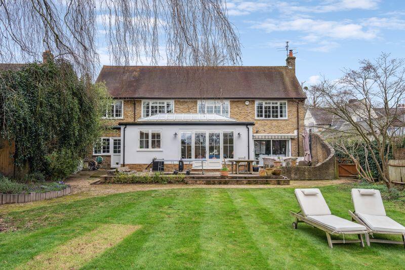 5 bedroom detached house for sale in Taplow Berry Hill, SL6