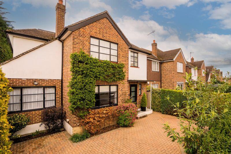 Main image of property: MAIDENHEAD RIVER AREA IMMACULATE DETACHED HOUSE
