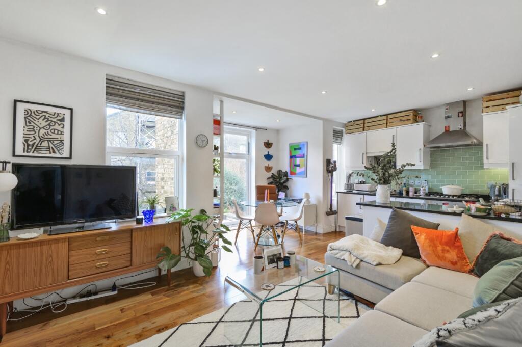 Main image of property: Rossiter Road, Balham, London, SW12