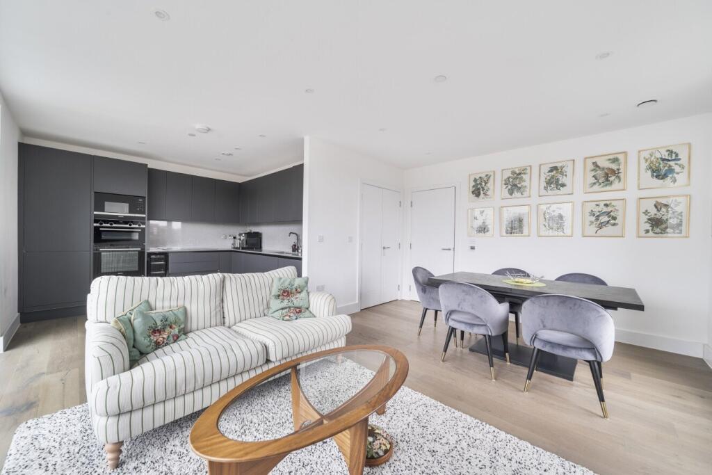 Main image of property: Thornton Road, Balham, London, SW12