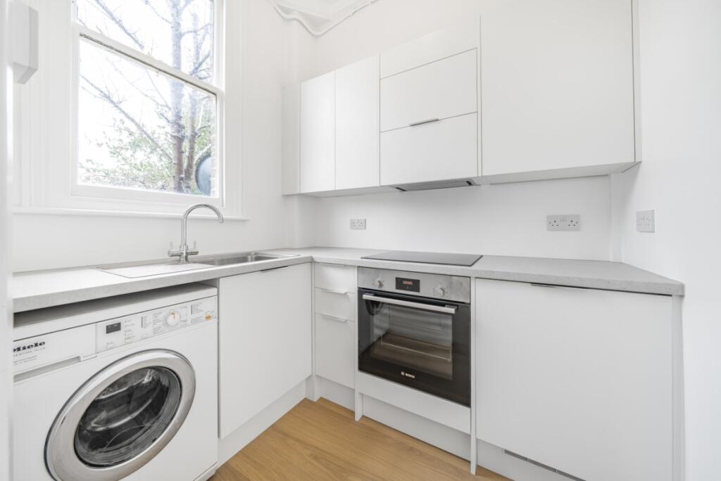 Main image of property: Ramsden Road, Balham, London, SW12