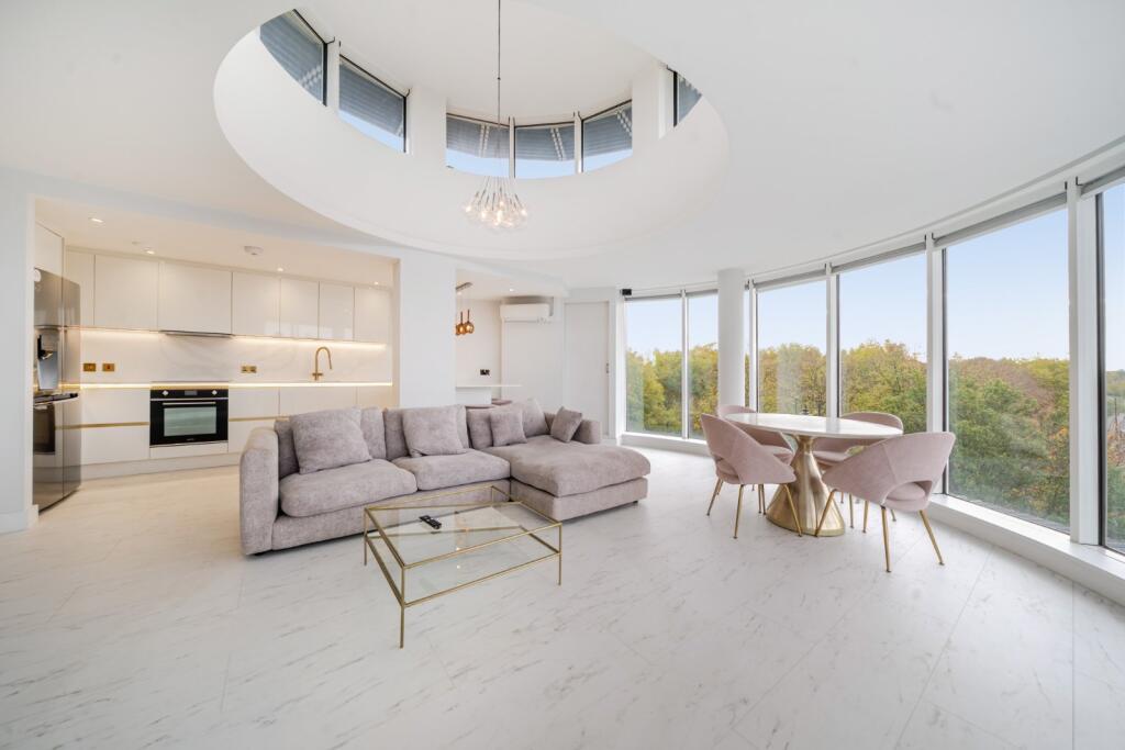 Main image of property: North Side Wandsworth Common, Battersea, London, SW18