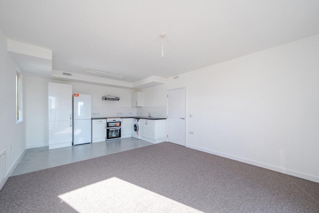 Main image of property: Kings Road, Barking, IG11