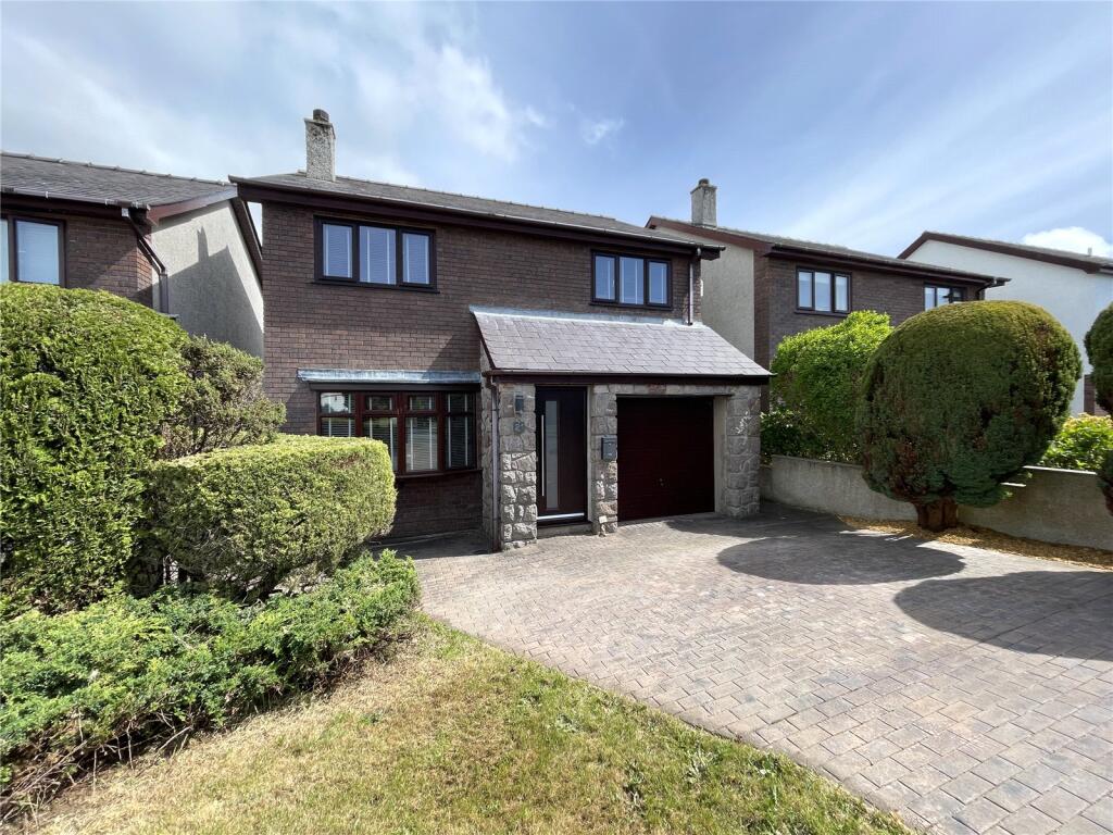 Main image of property: Ffordd Gwyndy, Penrhosgarnedd, Bangor, Gwynedd, LL57