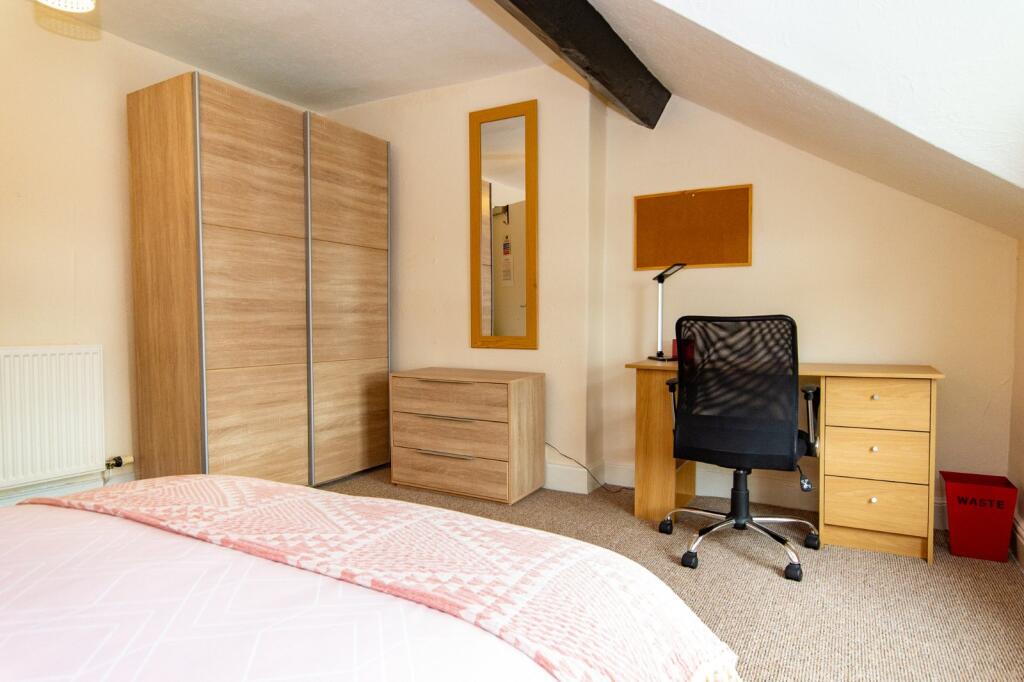 Main image of property: Caellepa, Bangor, Gwynedd, LL57