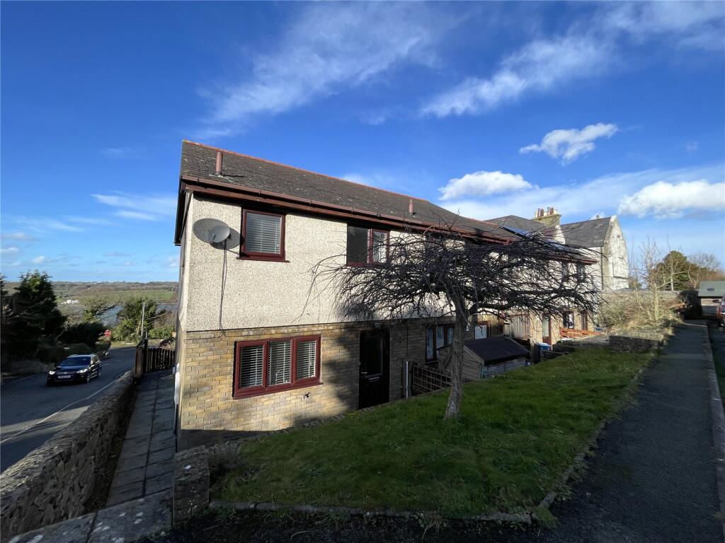 Main image of property: Tafarn Y Grisiau, Y Felinheli, Gwynedd, LL56