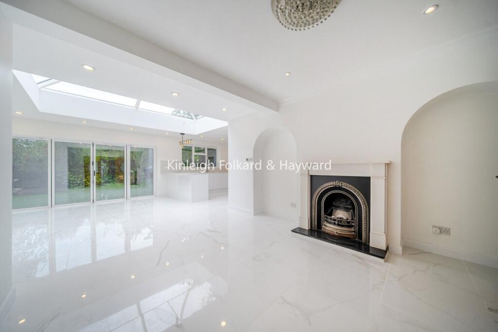 Main image of property: Kingswood Road, Bromley, Kent, BR2
