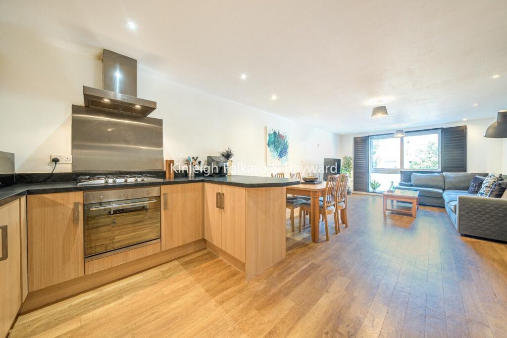 Main image of property: Plaistow Lane, Bromley, BR1