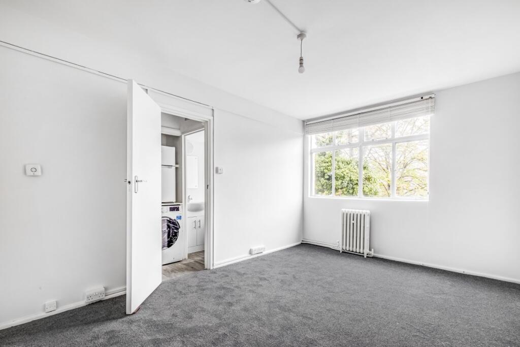 Main image of property: Shepherds Bush Green, London, W12
