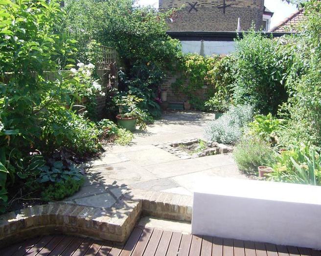 Urban Garden Garden Design Ideas, Photos & Inspiration | Rightmove Home ...