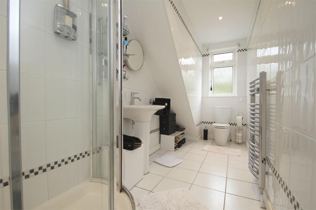 5 bedroom detached house for sale in Davenport Road, Lower Heswall