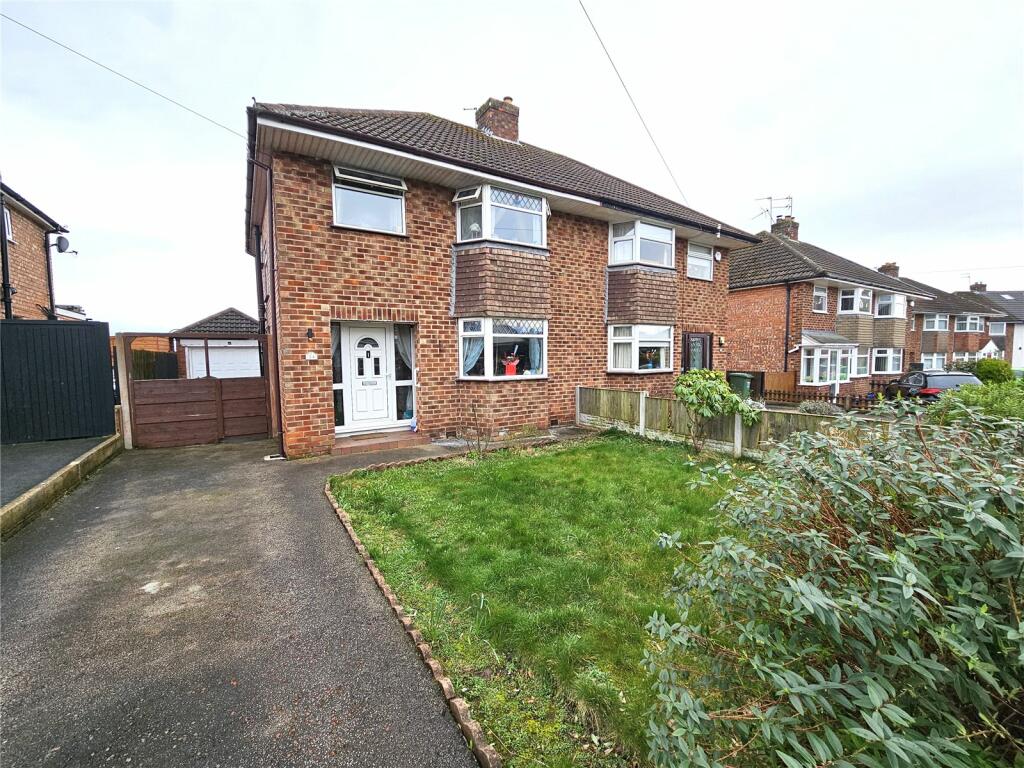 3 bedroom semidetached house for sale in Fender Way, Pensby, Wirral, CH61