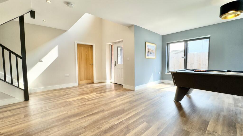 Additional property image - Liverpool Road, Neston, Cheshire, CH64