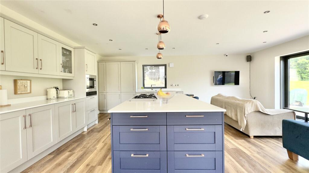 Additional property image - Liverpool Road, Neston, Cheshire, CH64