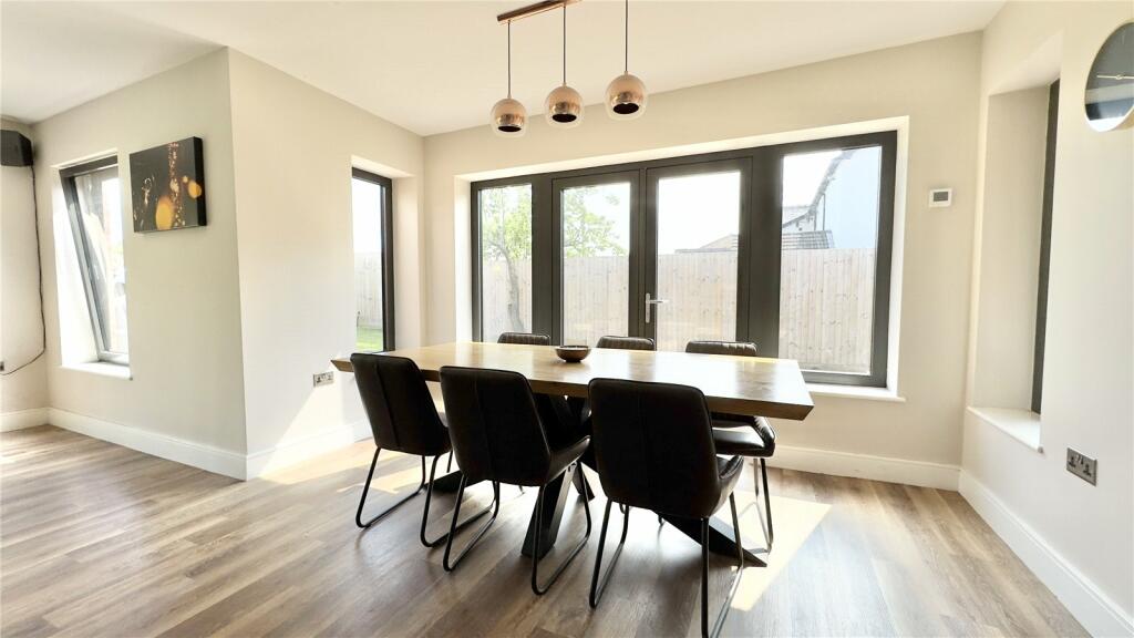 Additional property image - Liverpool Road, Neston, Cheshire, CH64