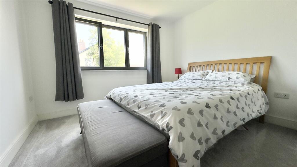 Additional property image - Liverpool Road, Neston, Cheshire, CH64
