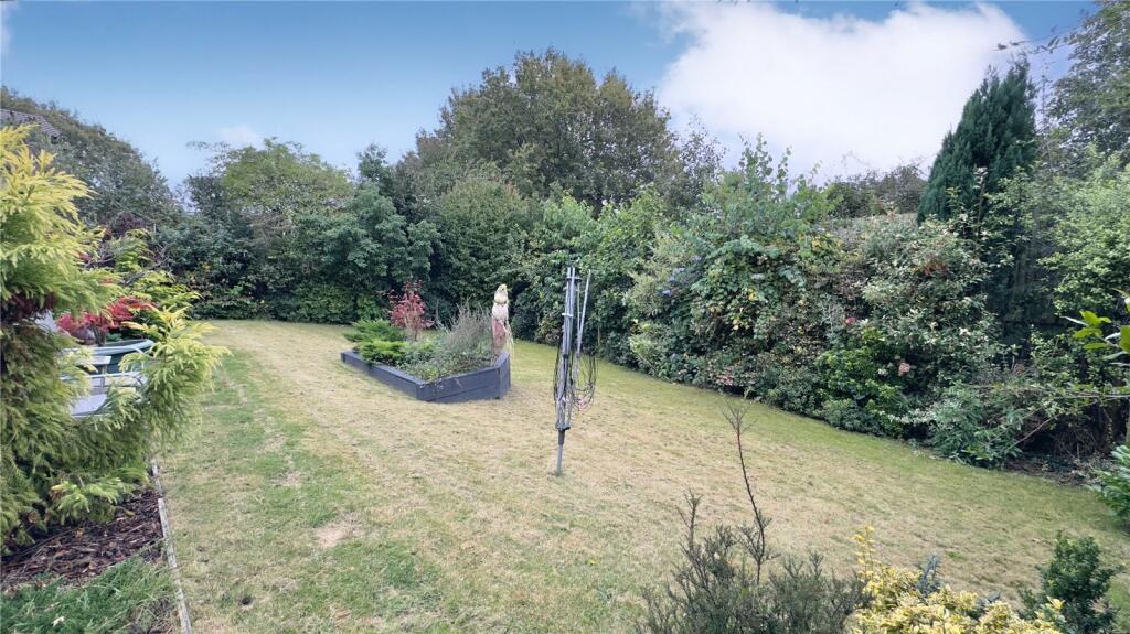 Additional property image - Pipers End, Heswall, Wirral, CH60