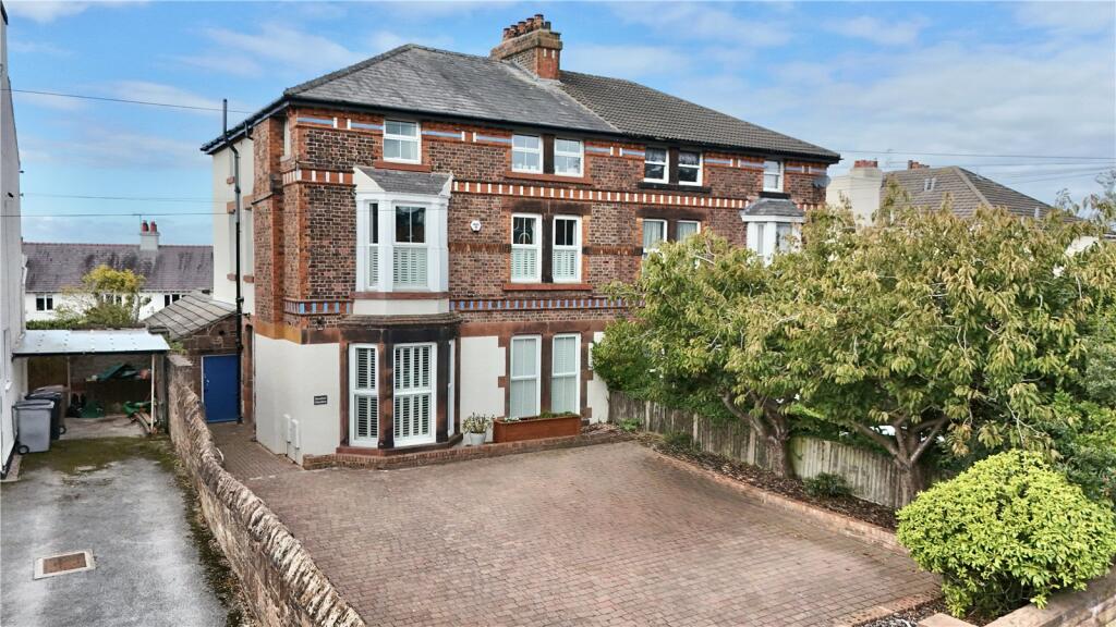 Main image of property: Mount Avenue, Heswall, Wirral, CH60