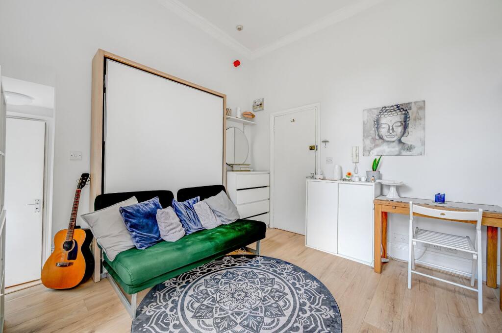 Main image of property: Camden Rad, London, N7
